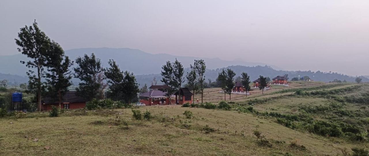 Misty Valley Resort Varagampadi Extérieur photo