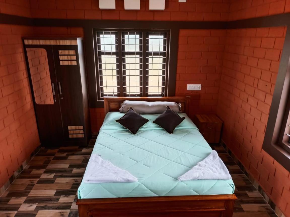 Misty Valley Resort Varagampadi Extérieur photo